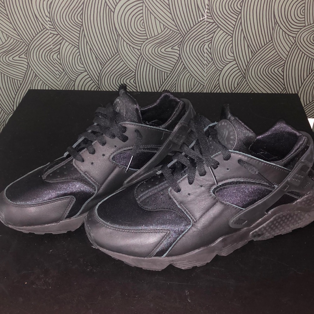 Nike shoes
